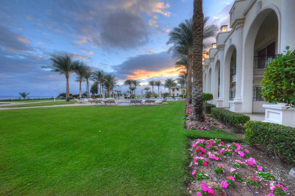 斯特拉迪梅尔海滩酒店&Spa 沙姆沙伊赫 外观 照片 The grounds of the St. Regis